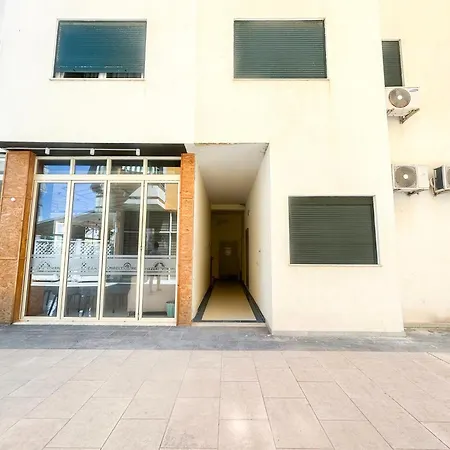 Apartment 2 Bedrooms 1117