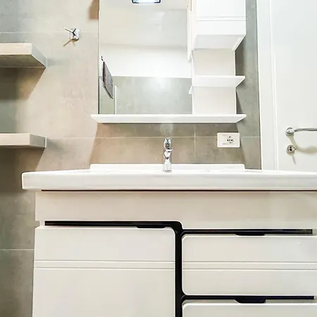 Apartment 2 Bedrooms 1117 Golem (Tirana)