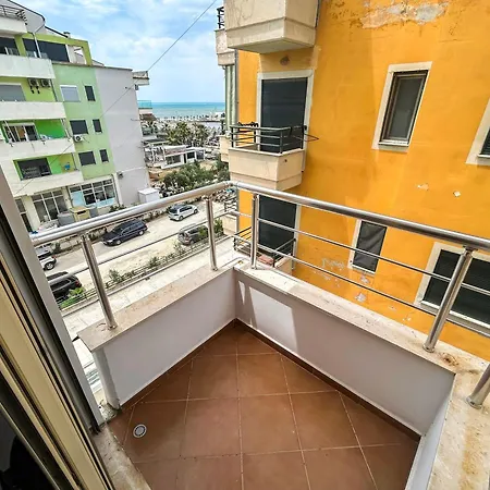 Apartment 2 Bedrooms 1117